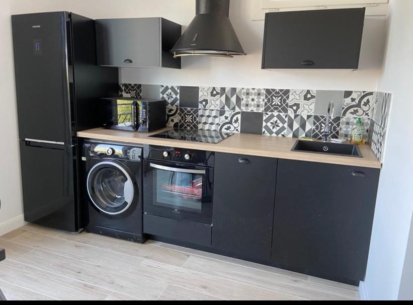 Ajaccio Magnifique T2 45M2 Neuf 5 Personnes Clim Wifi Stationnement Gratuit Centre Ville Plage A 300M Zewnętrze zdjęcie